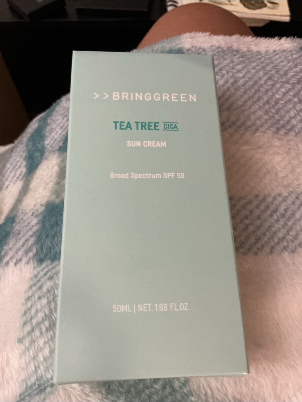 BringGreen Tea Tree Cica Sun Cream SPF 50 - Mint Green